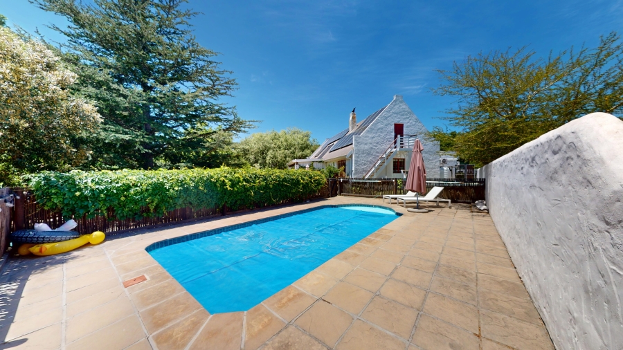 5 Bedroom Property for Sale in Stanford Western Cape